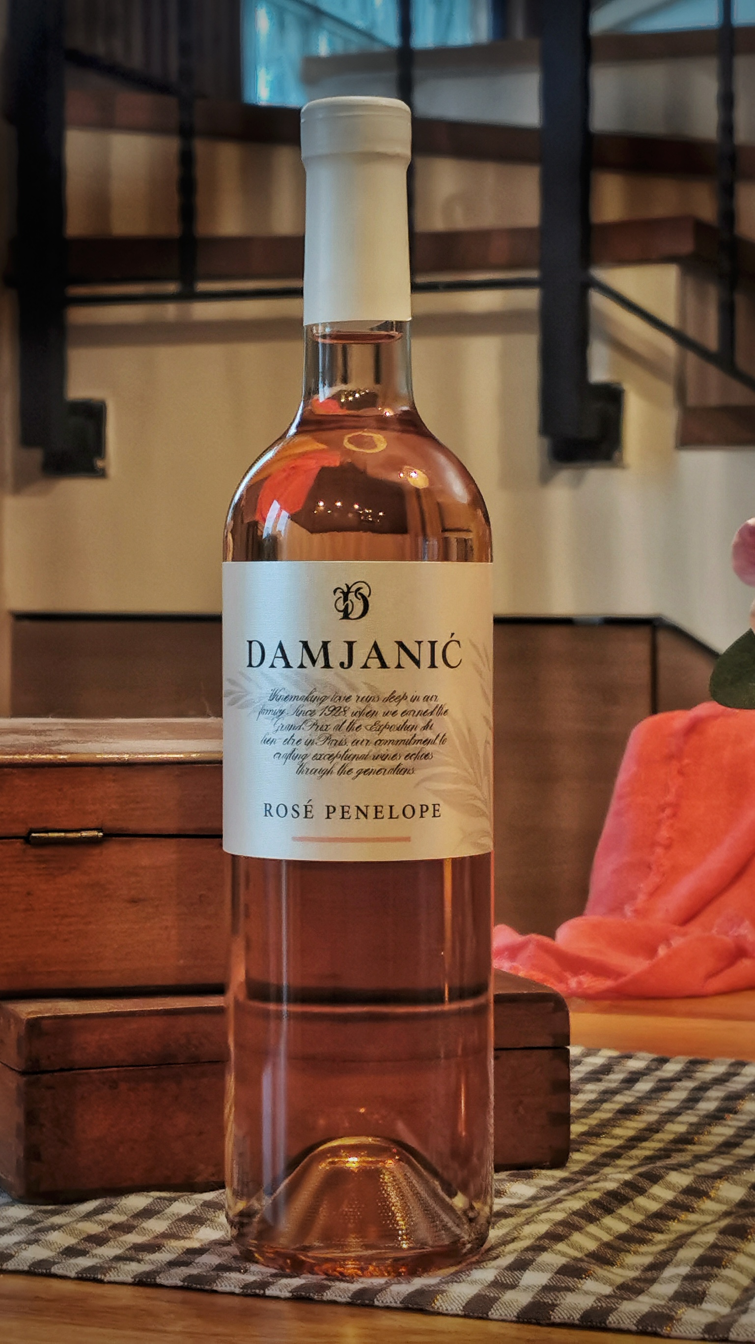 Rose Penelope - Damjanić
