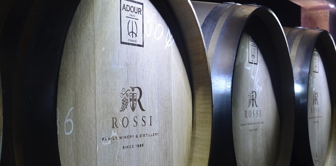 rossi-bacve-barrels-vino.jpg