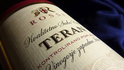 teran-vinarija-rossi-closeup.jpg
